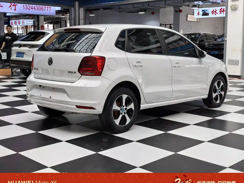 Volkswagen Polo 1.4L Auto Elegant Type, фото 9