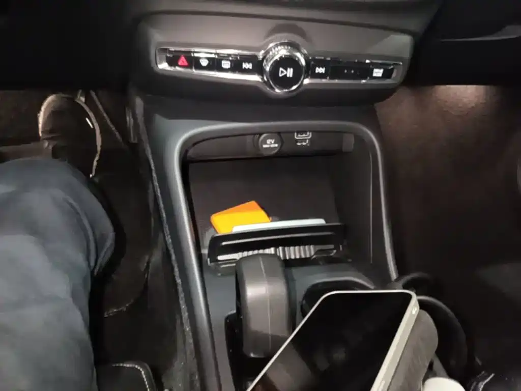 Volvo XC40 — миниатюра 14