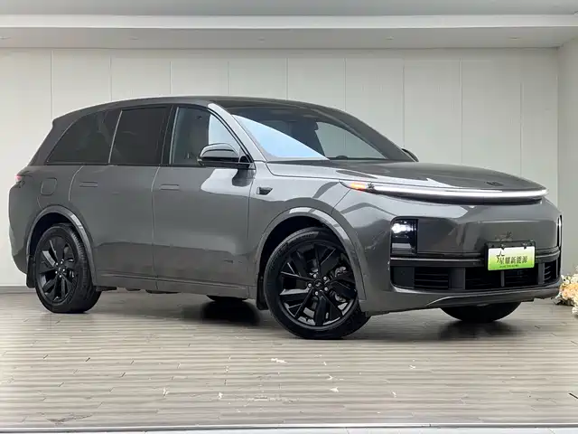 Li Auto IDEAL L8 2023