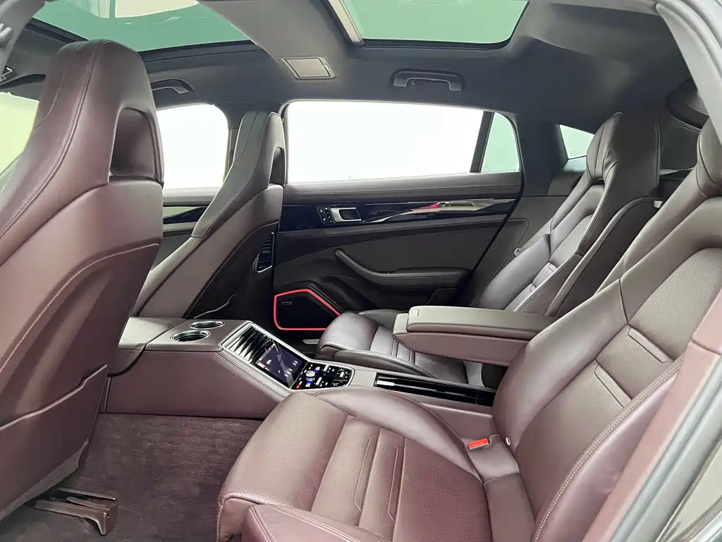 Porsche Panamera — миниатюра 16