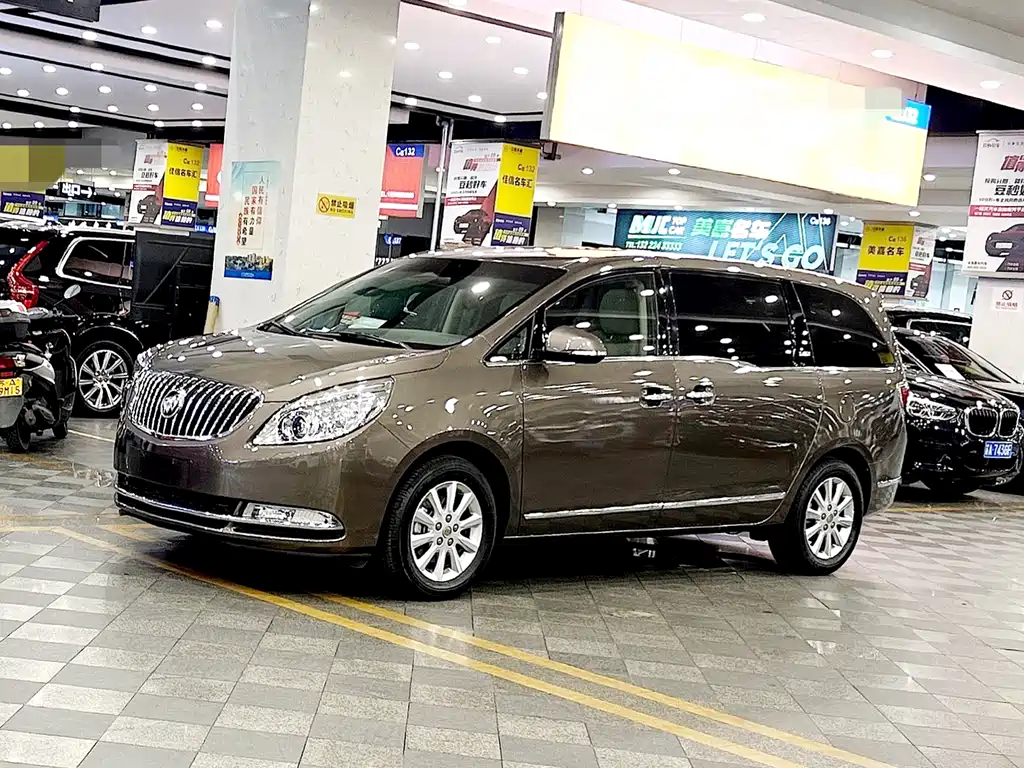Buick GL8 2013