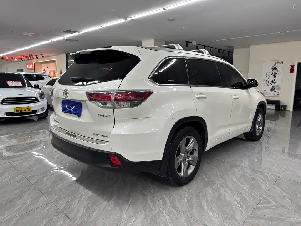 Toyota Highlander — миниатюра 4