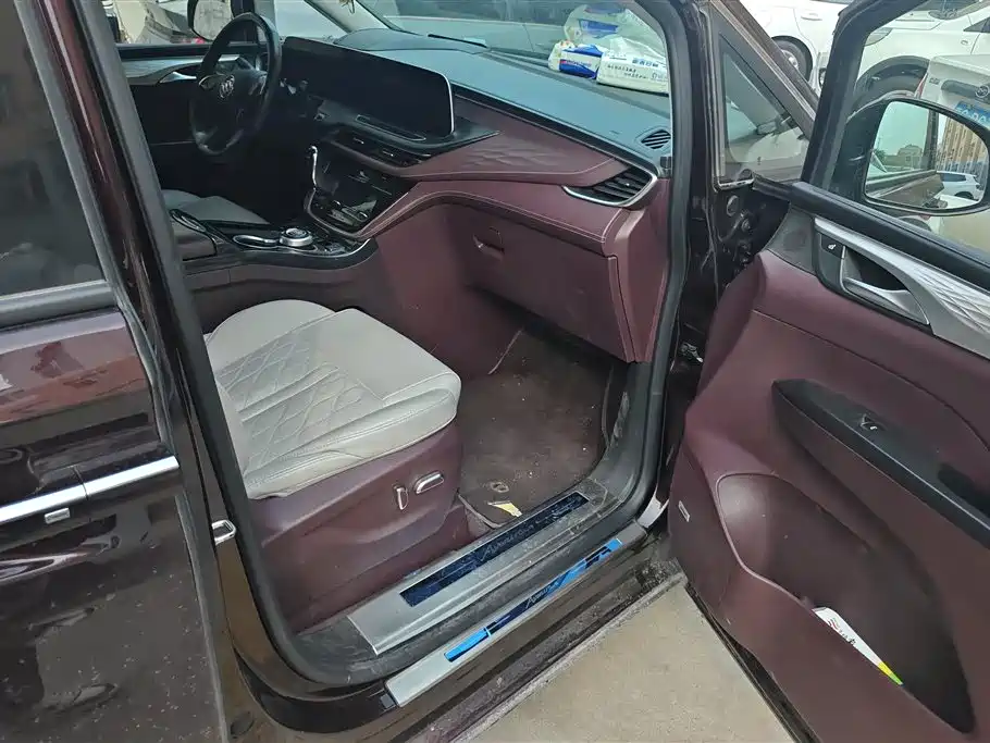 Buick GL8 2022 Avenir мест