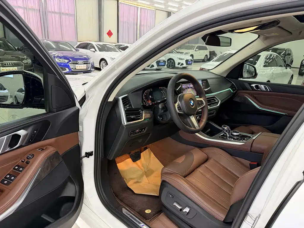 BMW X5 2019 xDrive30i M Sport