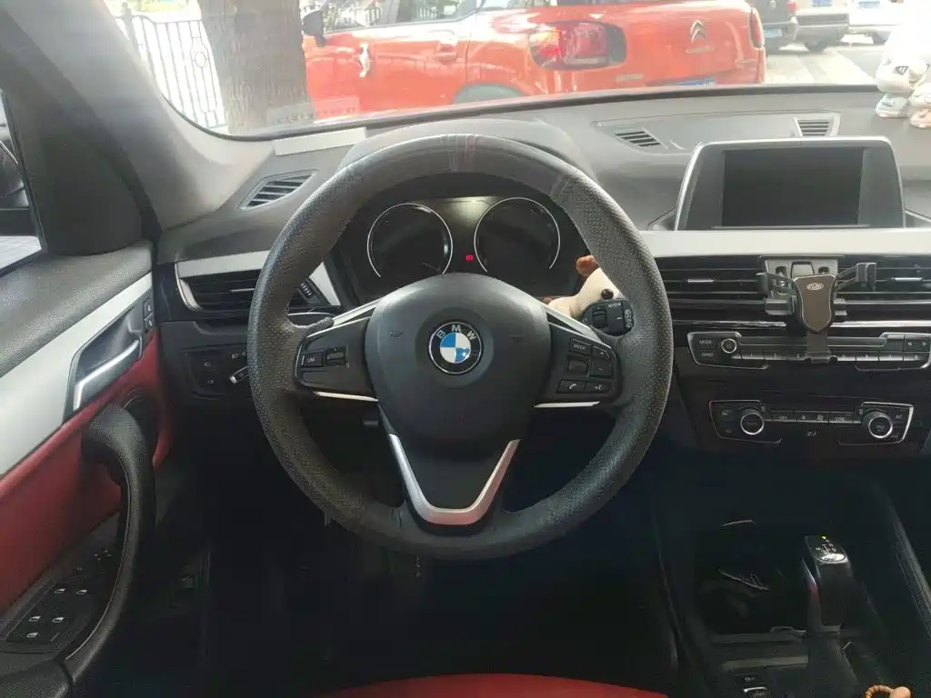 BMW X1 — миниатюра 11
