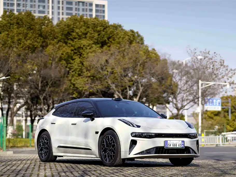 ZEEKR EXTREME KRYPTON 001