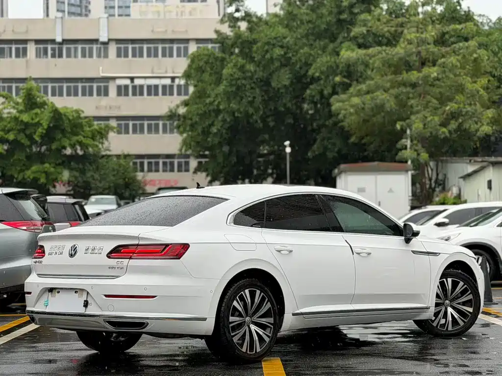 Volkswagen FAW - Passat CC CC 2020 330TSI VI