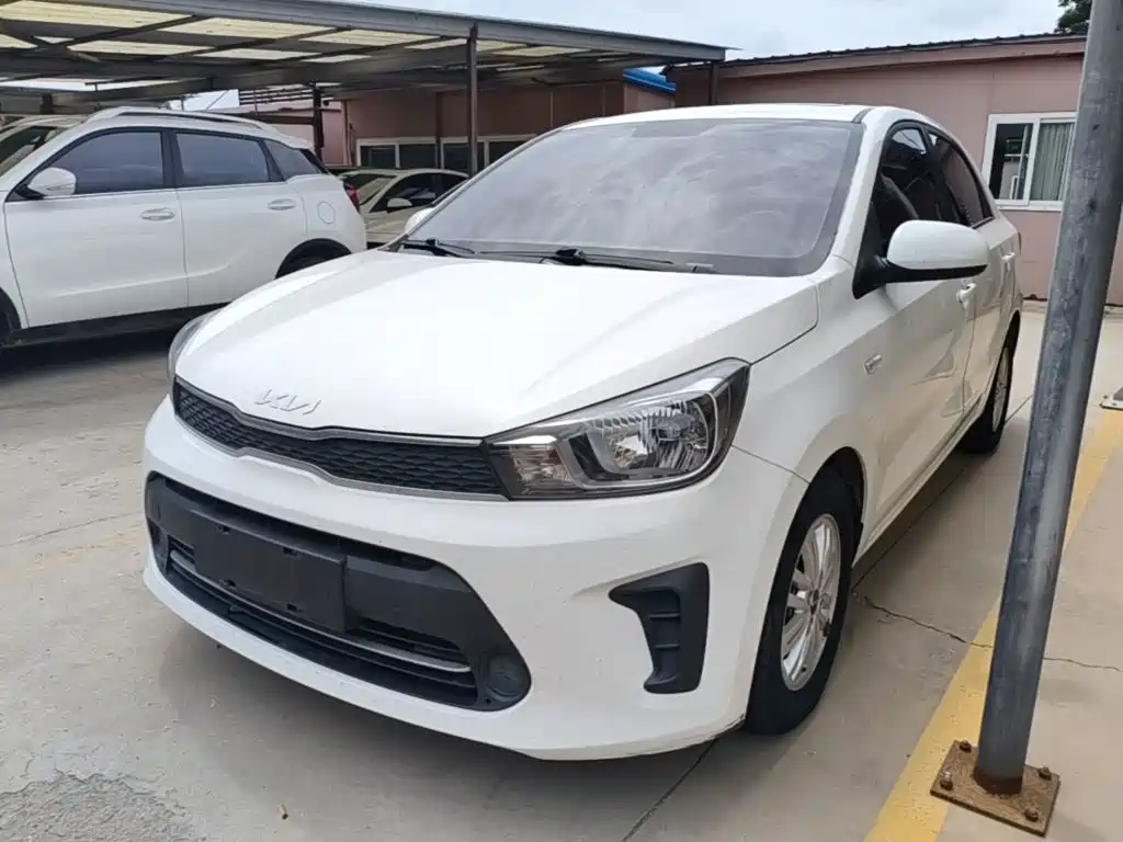 Kia Pegas