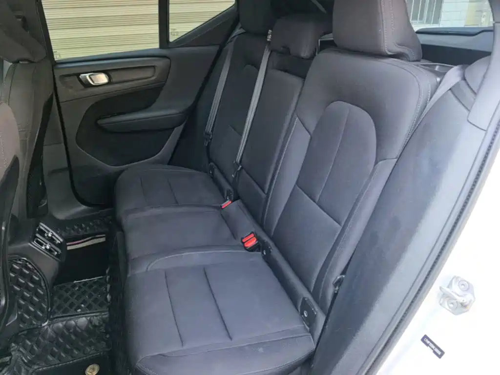 Volvo XC40 — миниатюра 17