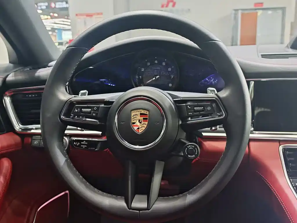 Porsche Panamera — миниатюра 13