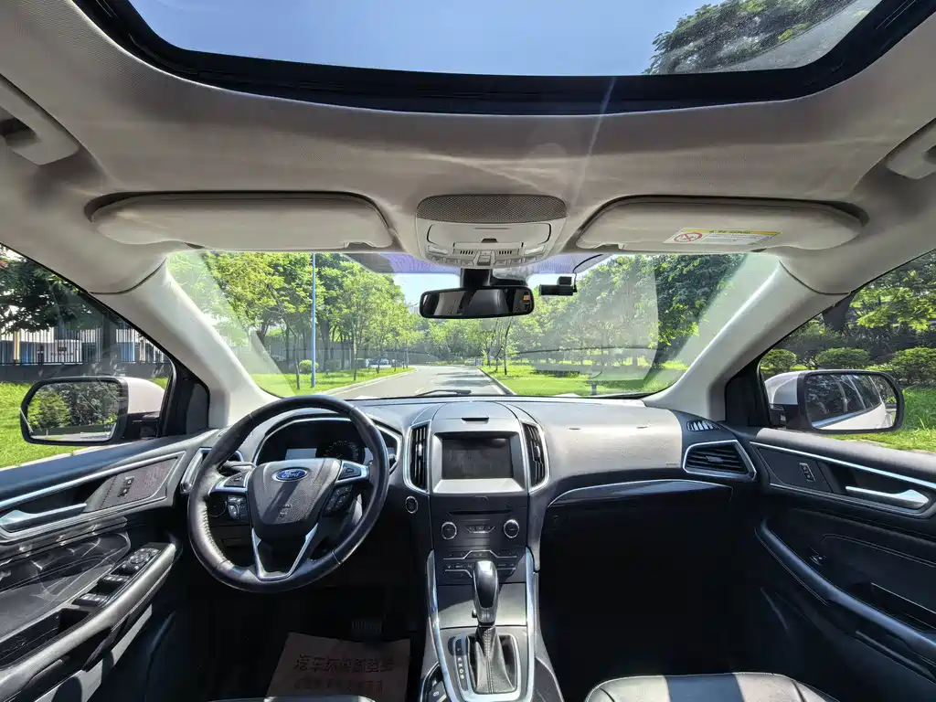 Ford Edge — миниатюра 12