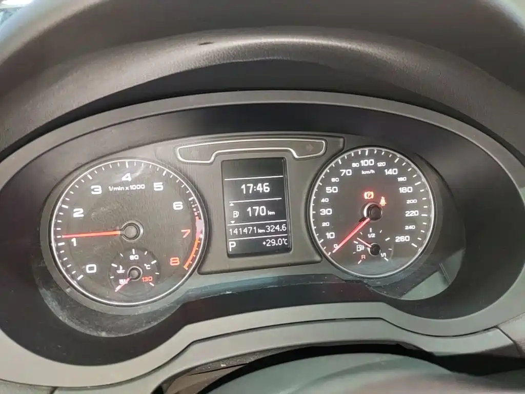 Audi Q3 — миниатюра 12