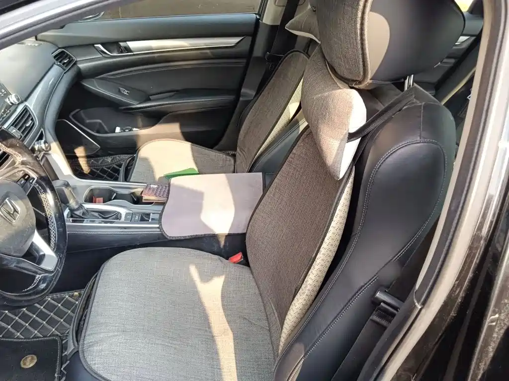 Honda Accord — миниатюра 8