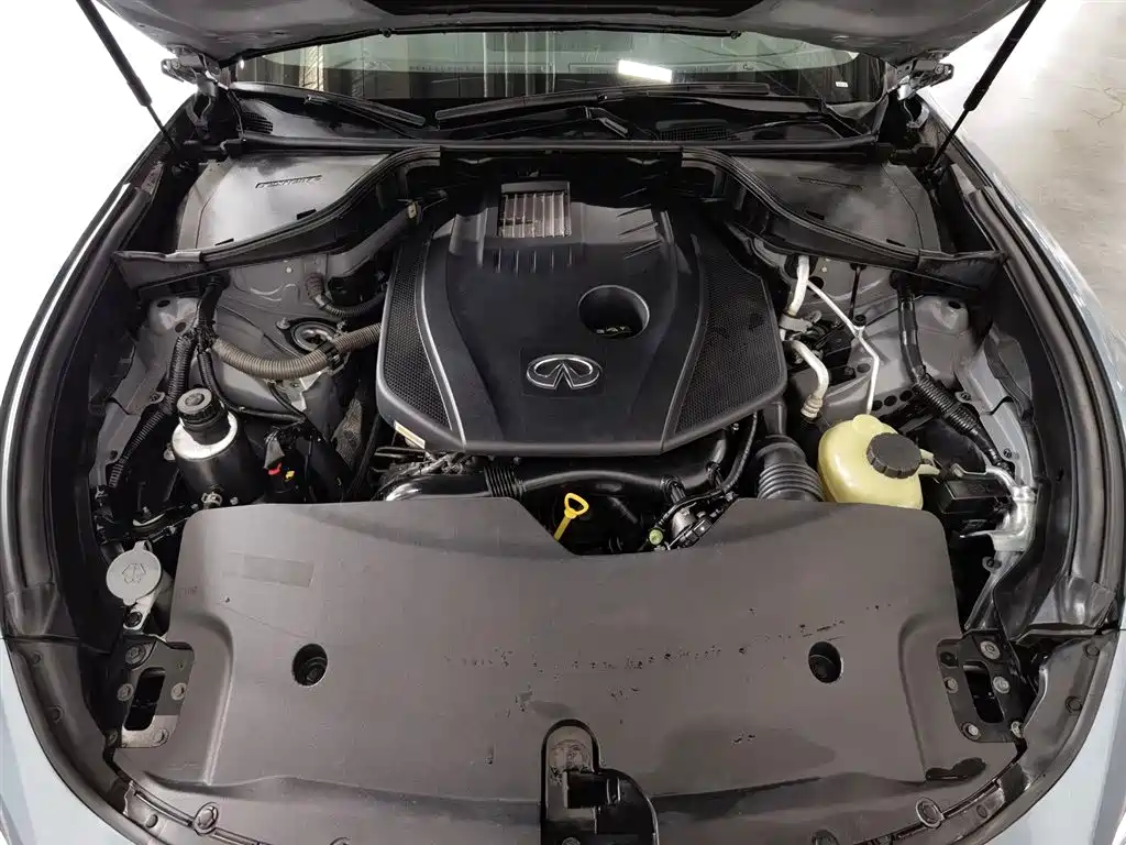 Infiniti Q70 2019 Q70L 2.0T Enjoy