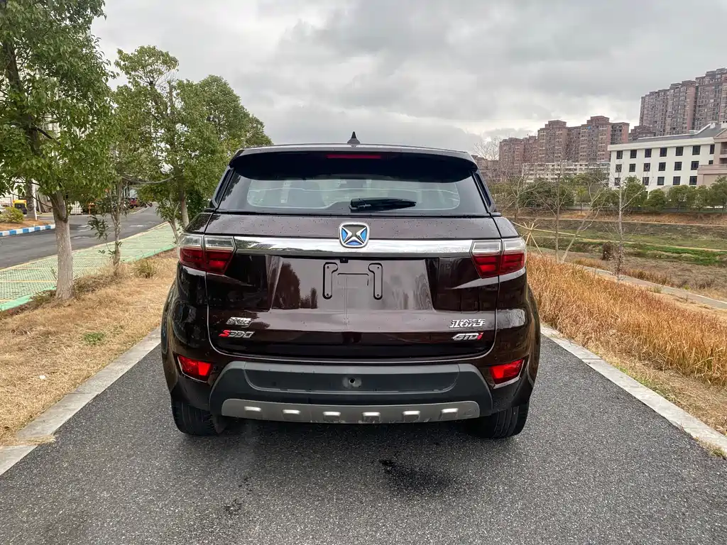 JIANGLING YUSHENG S330