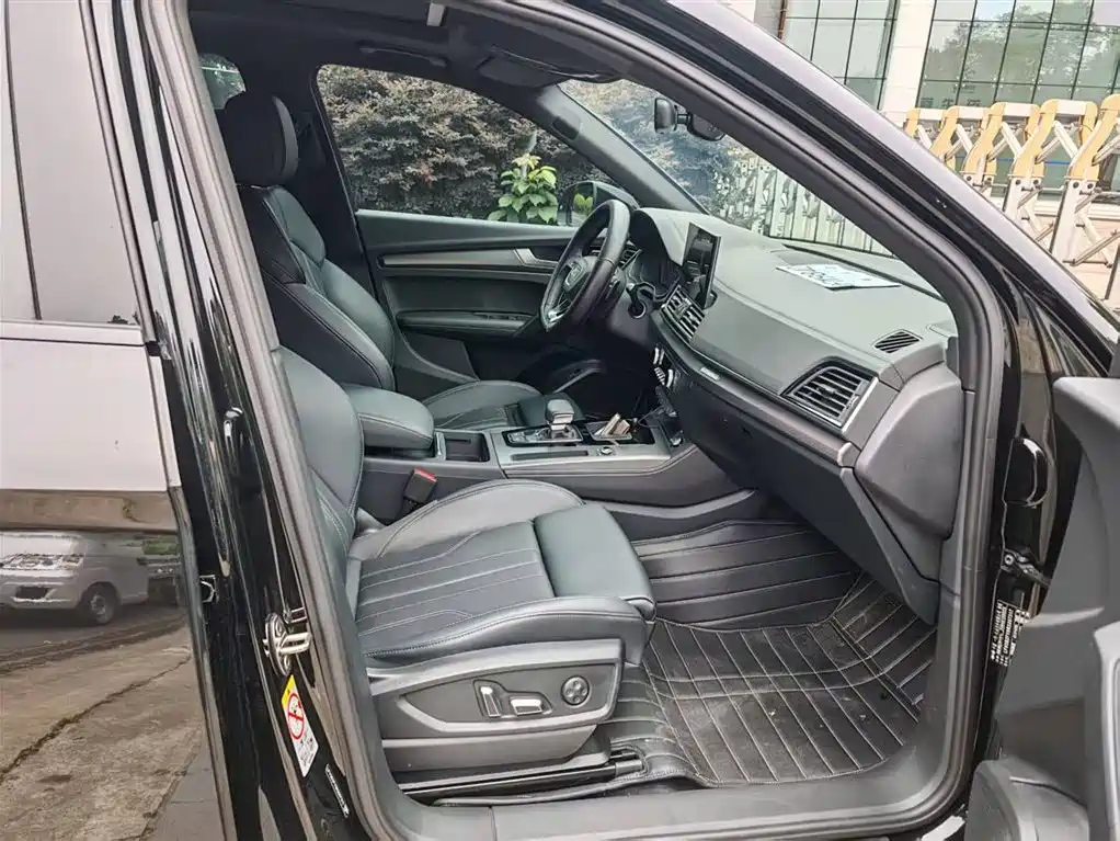 Audi Q5L 2024 45 TFSI Luxury