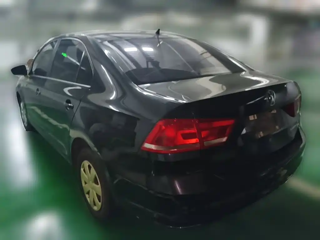 Volkswagen Santana — миниатюра 7