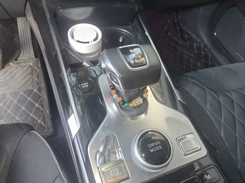 Hongqi Hongqi HS5 — миниатюра 15