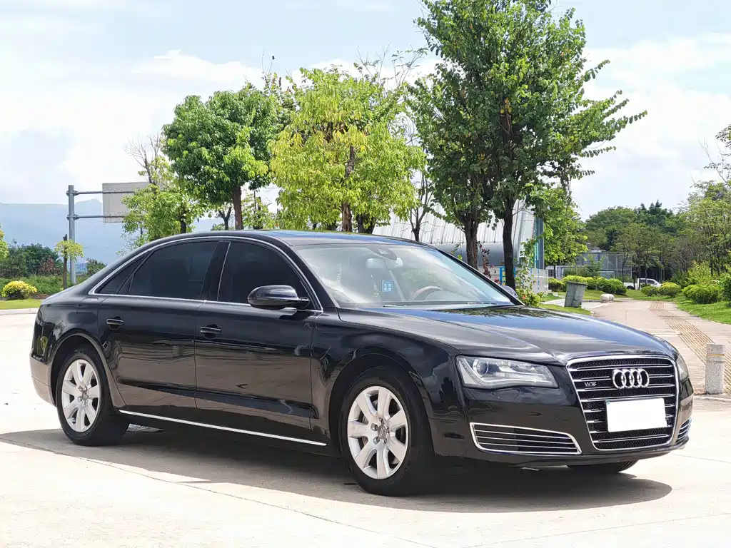 Audi A8 — миниатюра 3