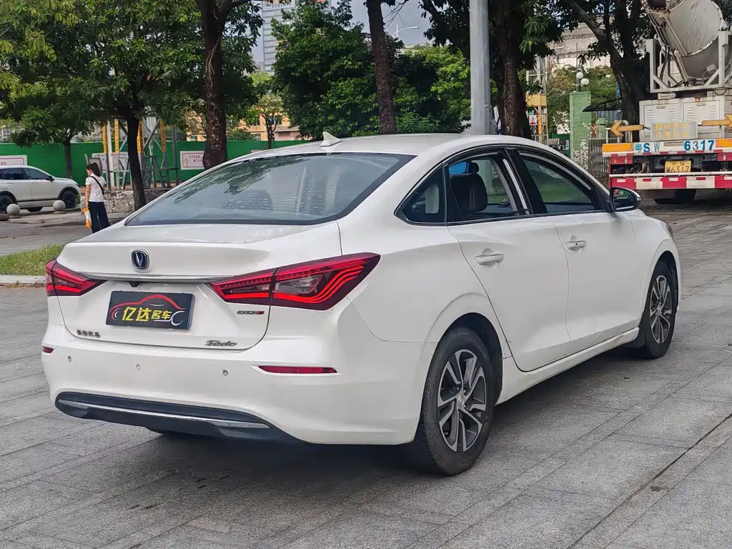 Changan Eado — миниатюра 27