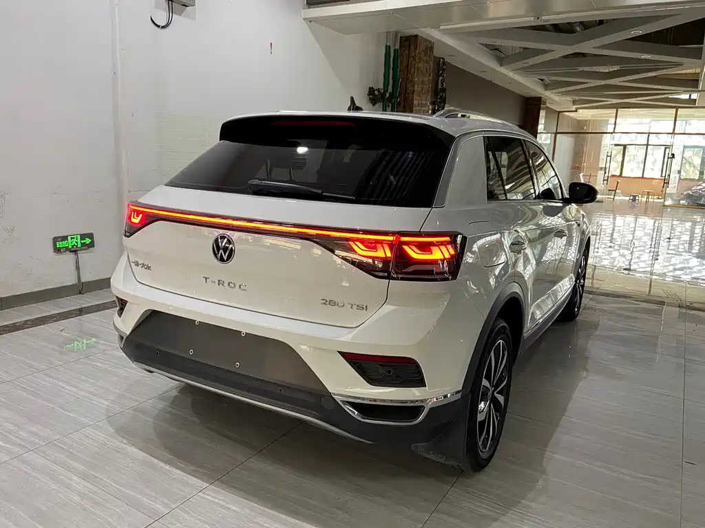 Volkswagen T-Roc 280TSI DSG 2WD Time Edition, фото 4