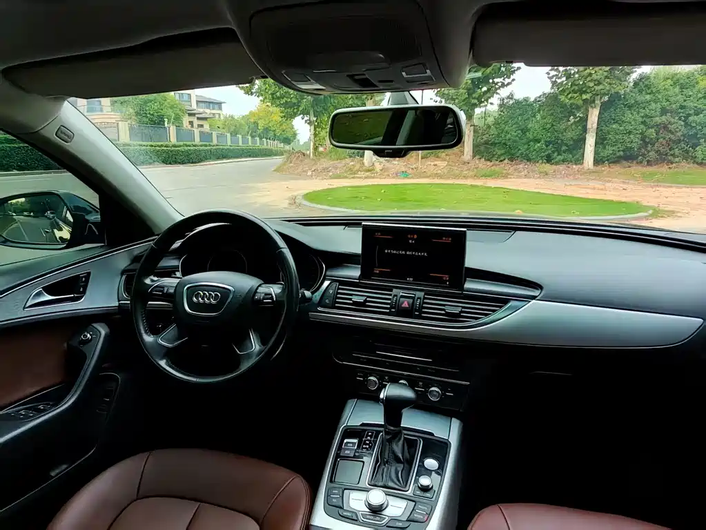 Audi A6L — миниатюра 12