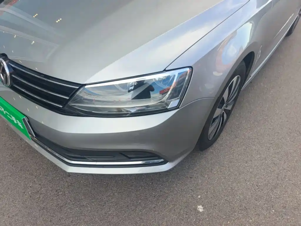 Volkswagen Sagitar — миниатюра 24