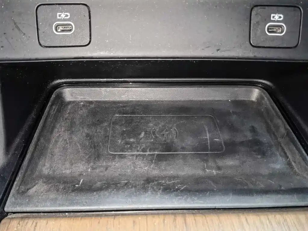 LAND ROVER DISCOVER SPORTS