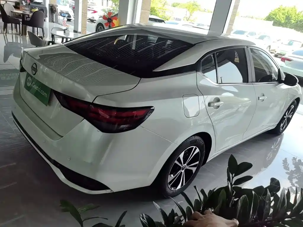 Nissan Sylphy — миниатюра 7