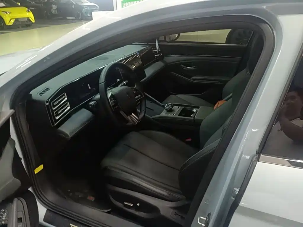 BYD Qin L — миниатюра 15