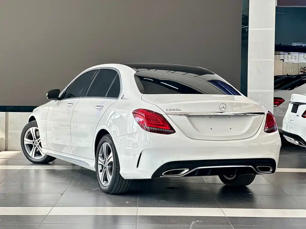 MERCEDES-BENZ C CLASS