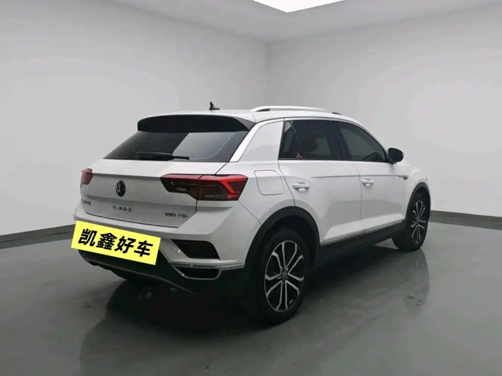 Volkswagen T-Roc 2021 280TSI DSG Comfort Smart Connect