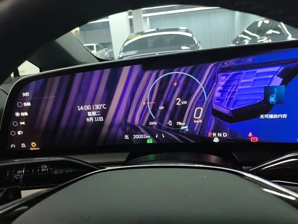 Cadillac IQ — миниатюра 12