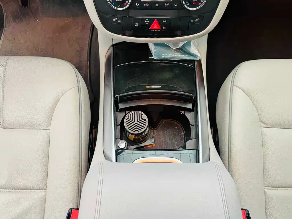 Mercedes-Benz R-Class — миниатюра 12