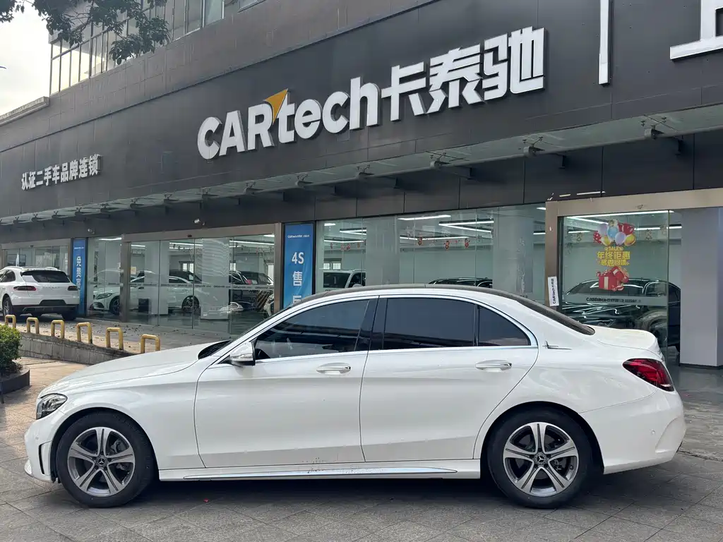 MERCEDES-BENZ C CLASS