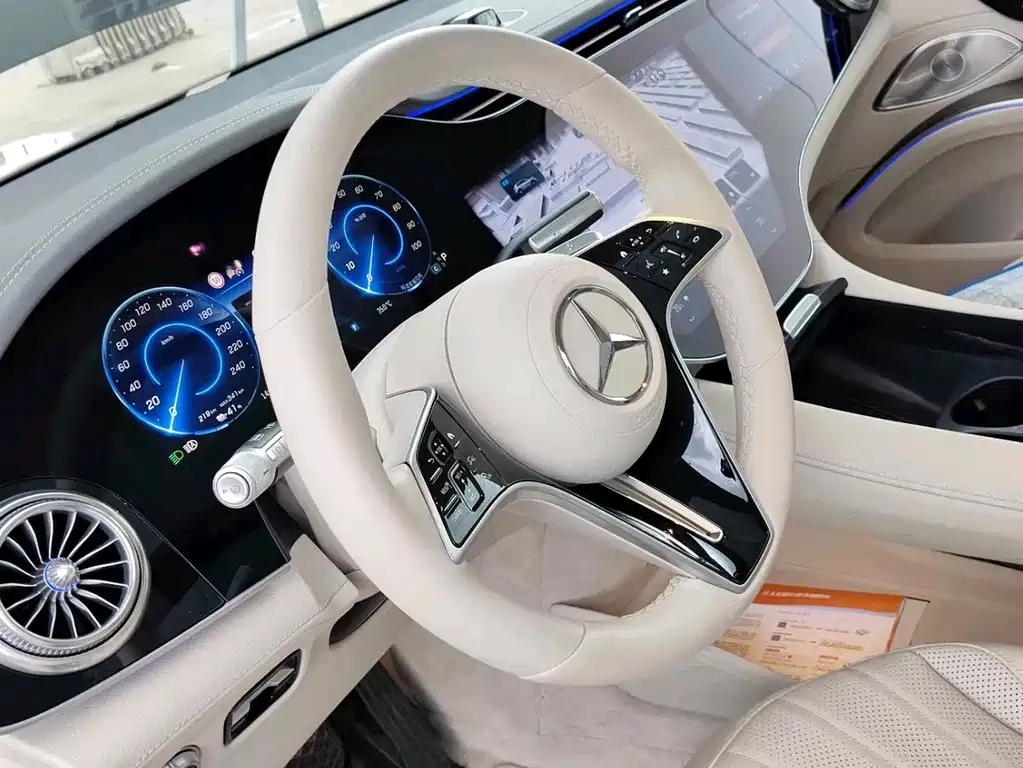 Mercedes-Benz EQS SUV — миниатюра 9