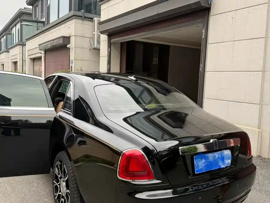 Rolls-Royce Ghost — миниатюра 3