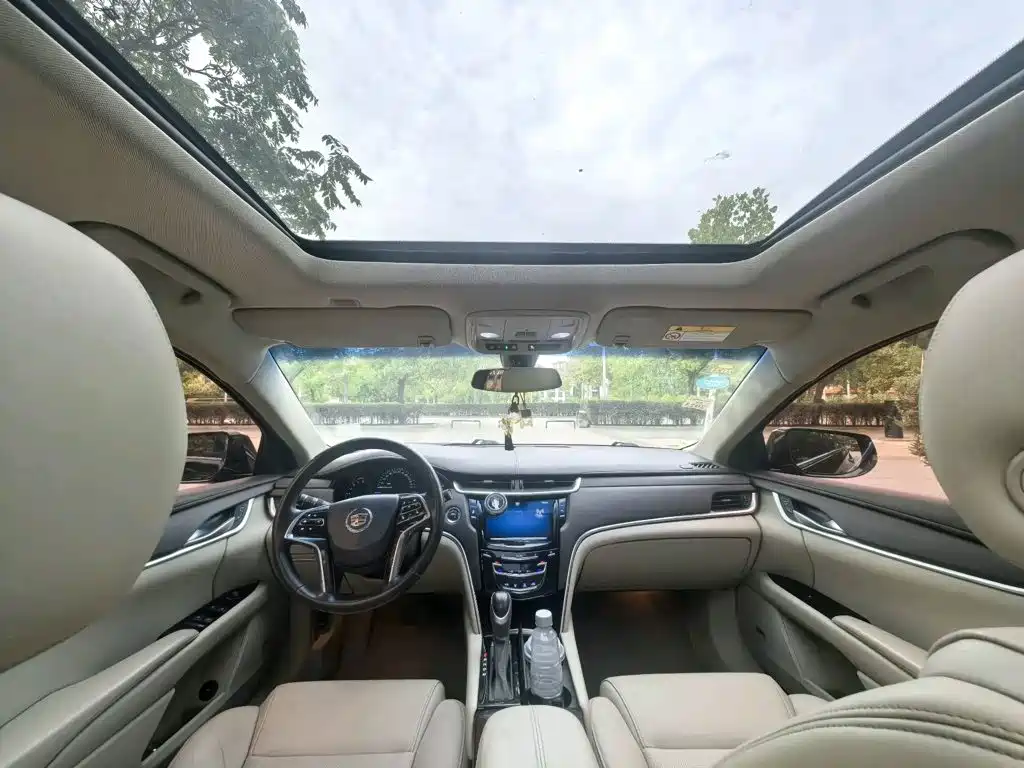 Cadillac XTS — миниатюра 5