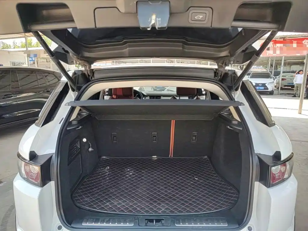Land Rover Evoque — миниатюра 19