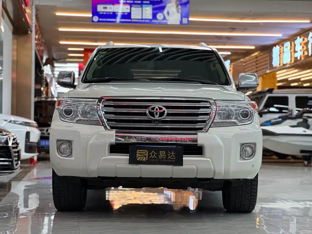 Toyota Land Cruiser 2014 5.7L