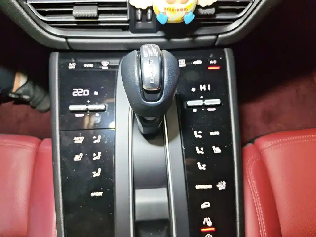 Porsche Macan — миниатюра 15