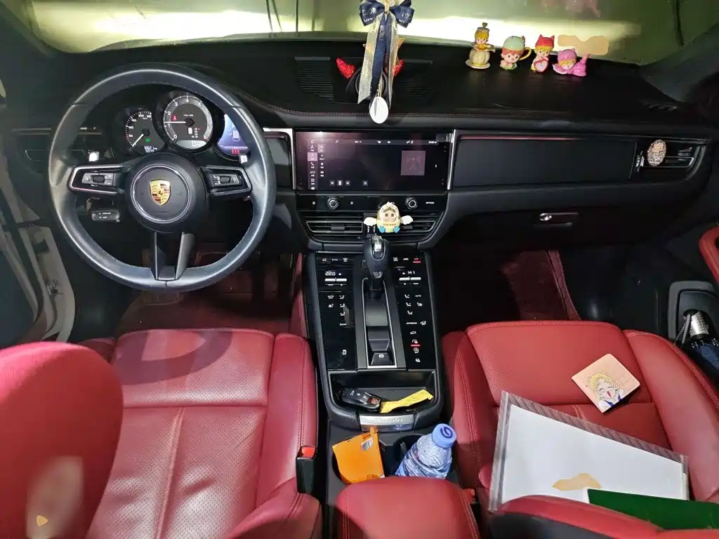 Porsche Macan — миниатюра 10