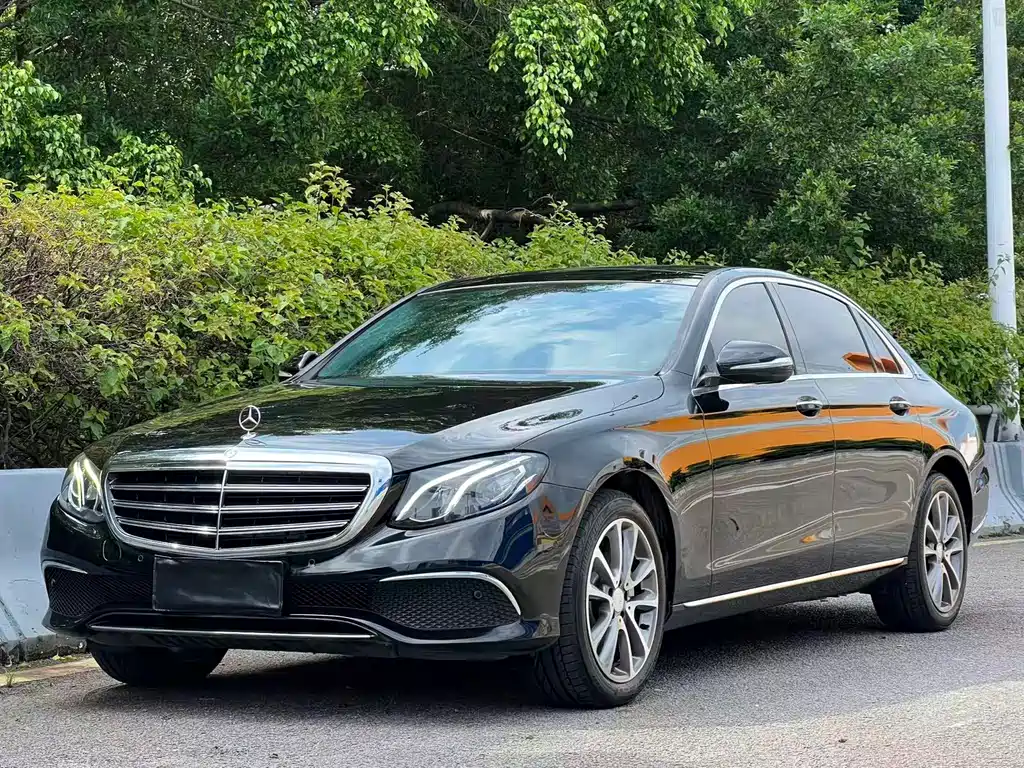 Mercedes-Benz E-Class E 2016 E 300 L Fashion