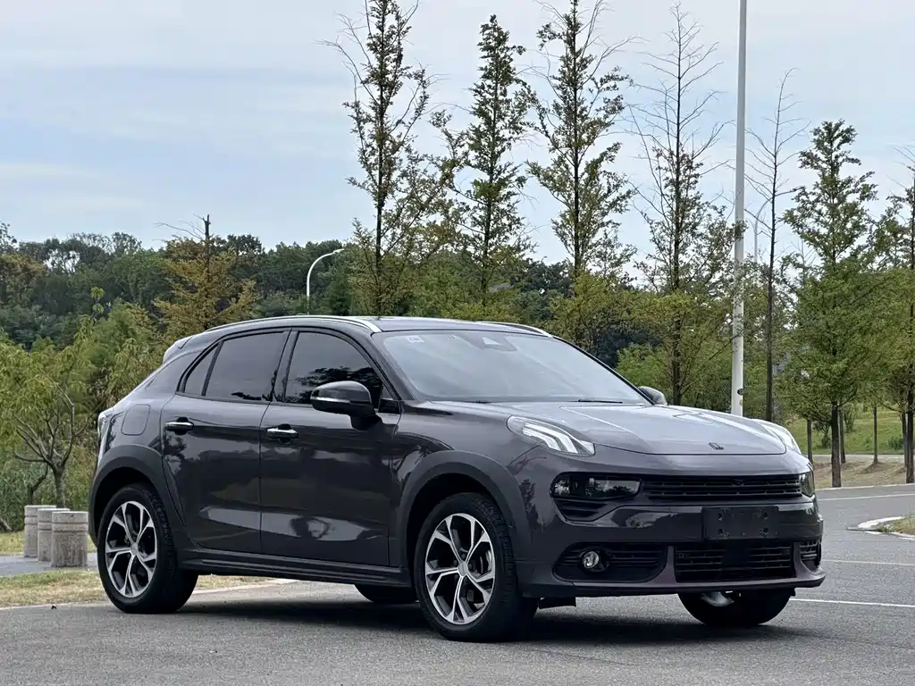 Lynk & Co 02 — миниатюра 4