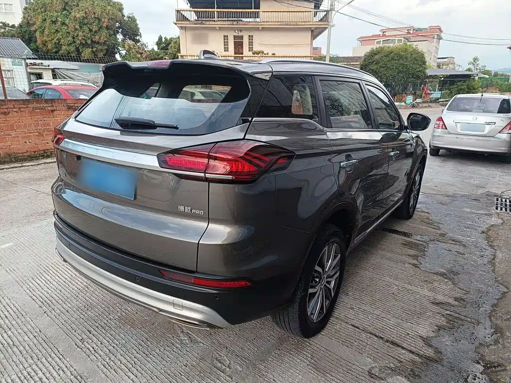 Geely Boyue — миниатюра 7