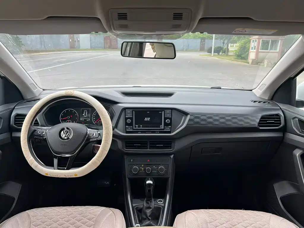 Volkswagen T-Cross — миниатюра 6