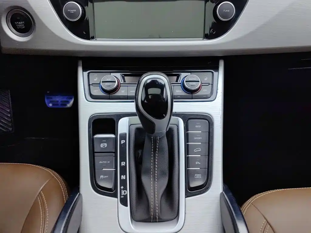 Geely Boyue — миниатюра 13