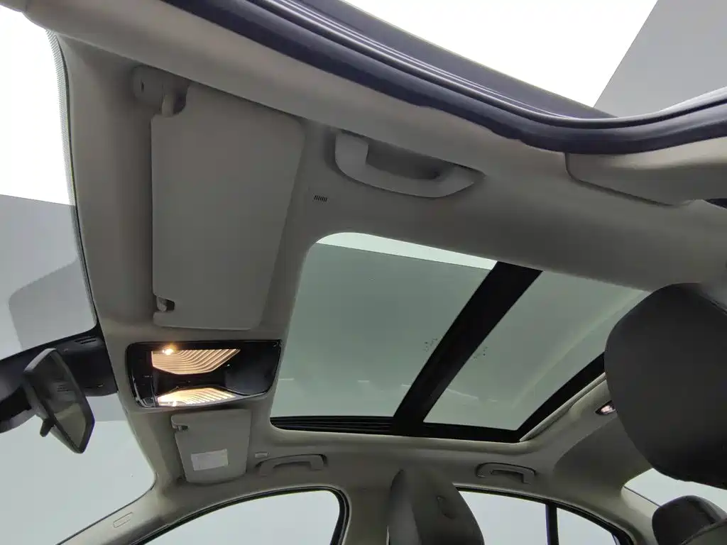 BMW 3 Series — миниатюра 14
