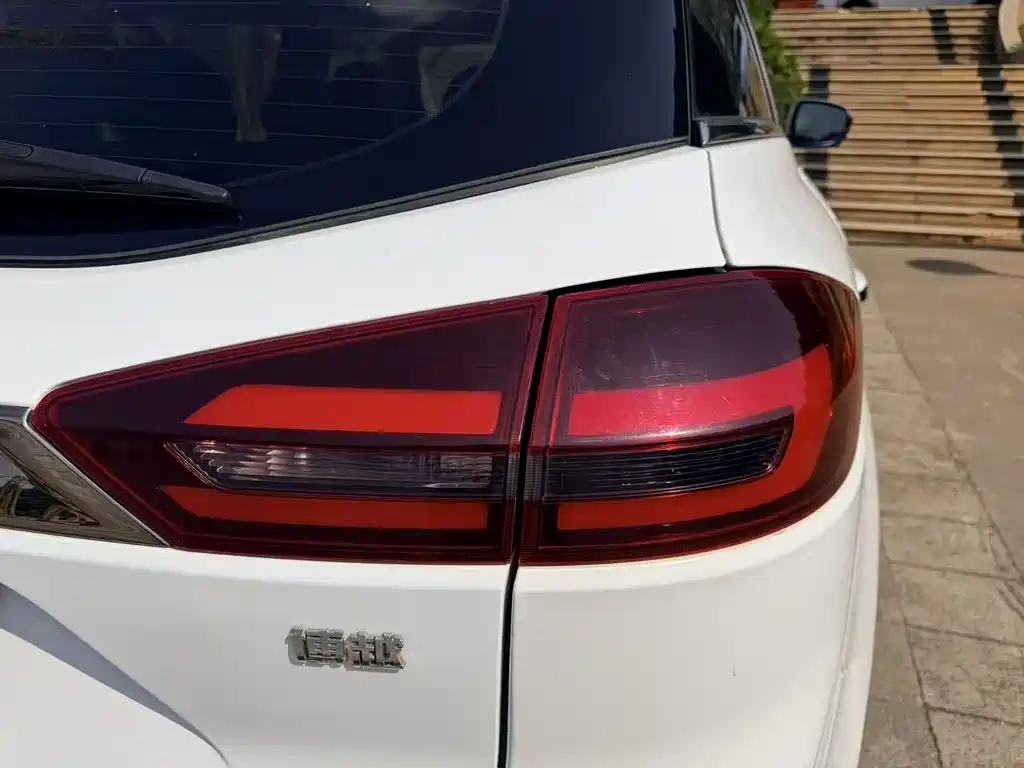 GEELY AUTOMOBILE BOYUE