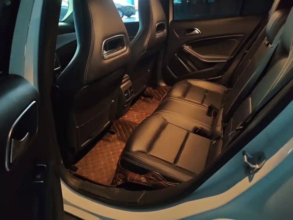 Mercedes-Benz GLA — миниатюра 19